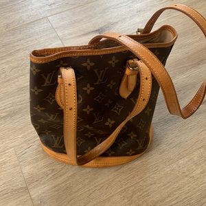 Louis Vuitton bucket bag- well worn